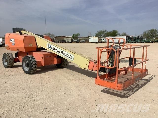 JLG 600S Teleskoop poomtõstukid