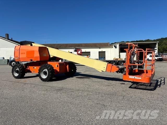 JLG 600S Teleskoop poomtõstukid