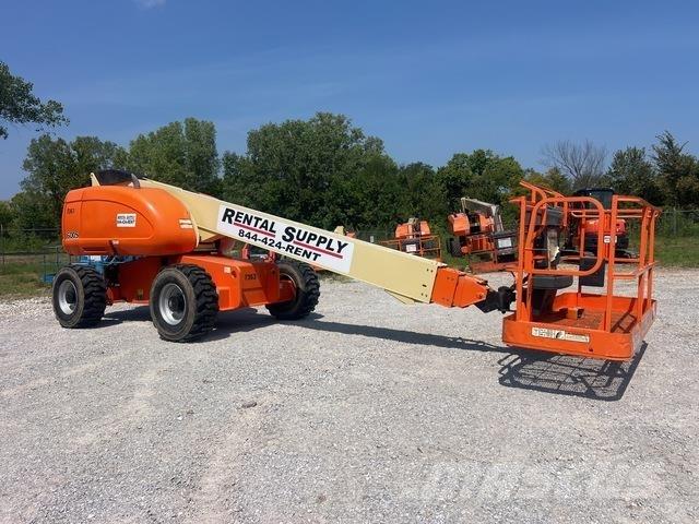 JLG 600S Teleskoop poomtõstukid