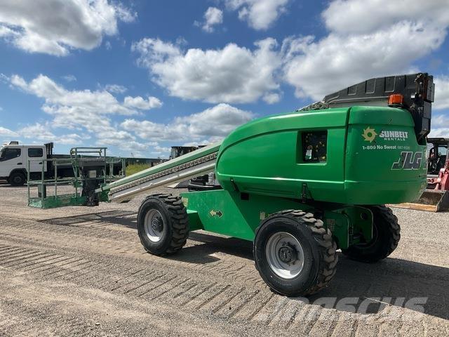 JLG 600S Teleskoop poomtõstukid