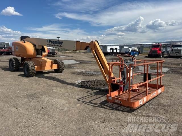 JLG 600SJ 4X4 Iseliikuvad poomtõstukid