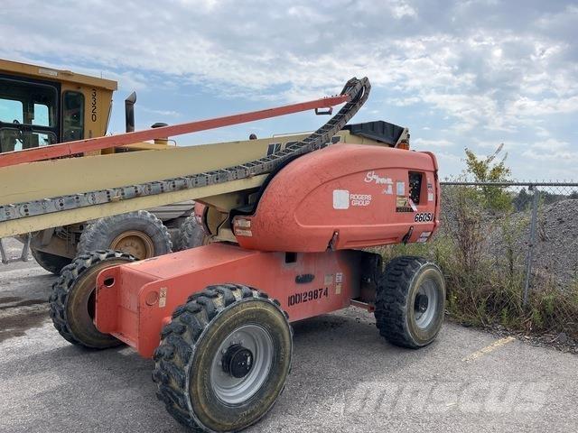 JLG 660SJ Teleskoop poomtõstukid