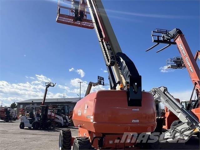JLG 660SJ Teleskoop poomtõstukid