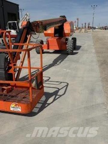 JLG 660SJ Teleskoop poomtõstukid