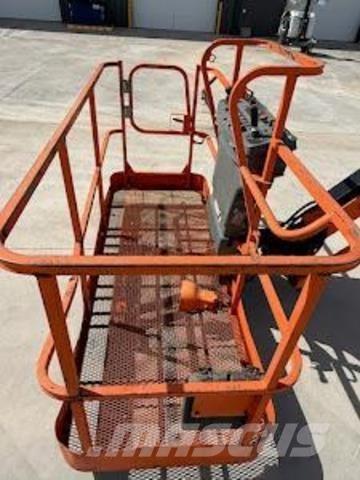 JLG 660SJ Teleskoop poomtõstukid