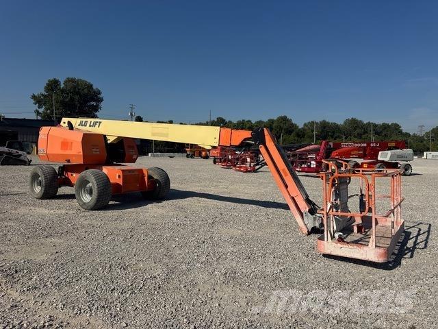 JLG 660SJ Teleskoop poomtõstukid