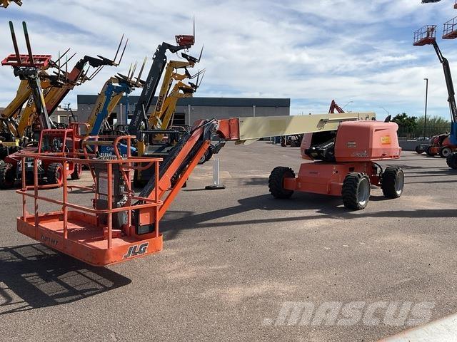 JLG 660SJ Teleskoop poomtõstukid