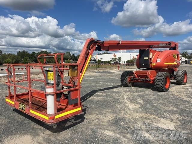 JLG 800 AJ Muu