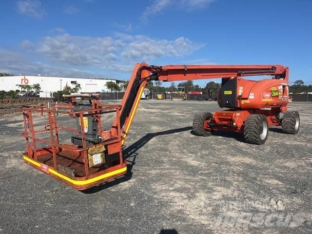 JLG 800 AJ Muu