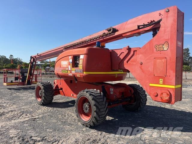 JLG 800 AJ Iseliikuvad poomtõstukid