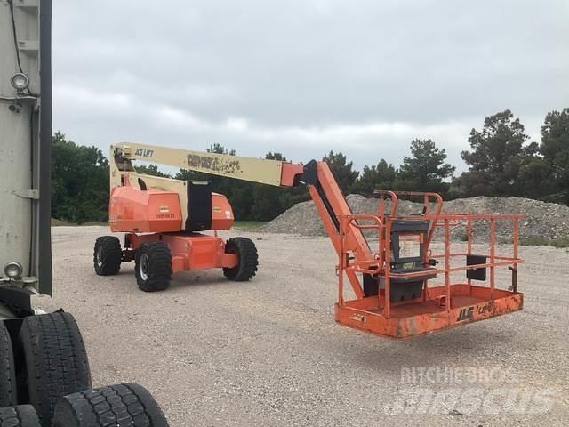 JLG 800AJ Iseliikuvad poomtõstukid
