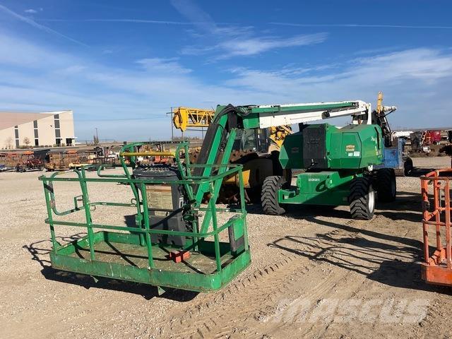 JLG 800AJ Iseliikuvad poomtõstukid