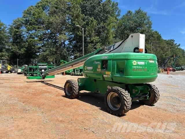 JLG 800S Teleskoop poomtõstukid