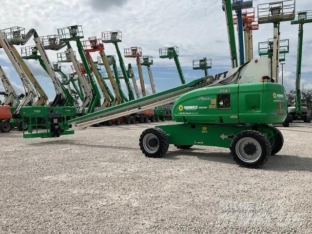 JLG 800S Muu