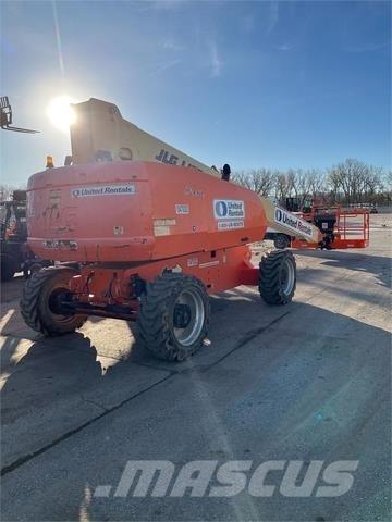 JLG 800S Teleskoop poomtõstukid