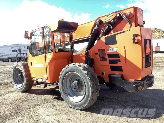 JLG 8042 Teleskooplaadurid