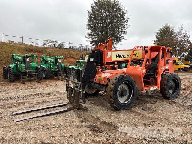 JLG 8042 Teleskooplaadurid