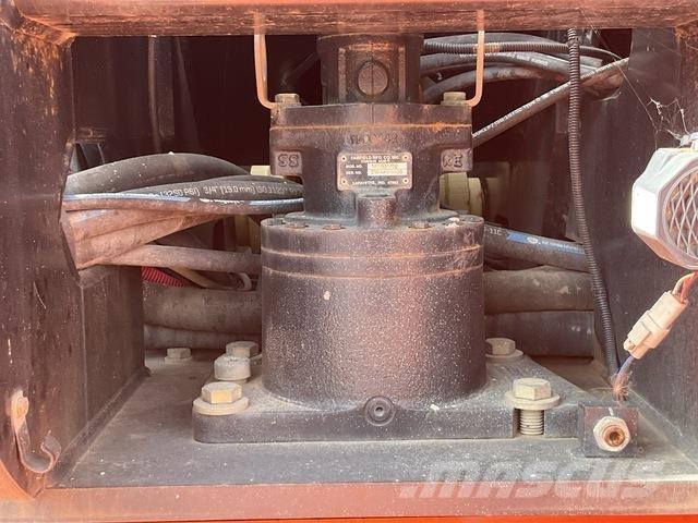 JLG 860SJ Teleskoop poomtõstukid