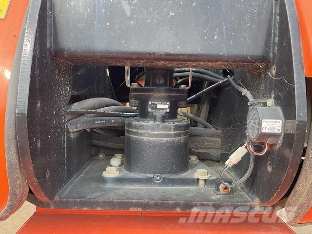 JLG 860SJ Teleskoop poomtõstukid