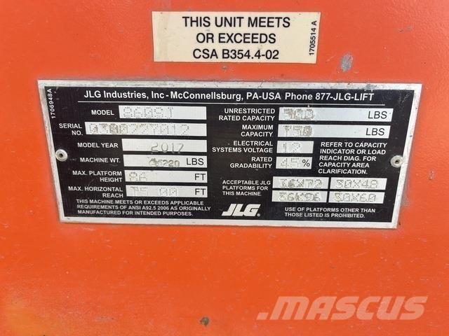 JLG 860SJ Teleskoop poomtõstukid