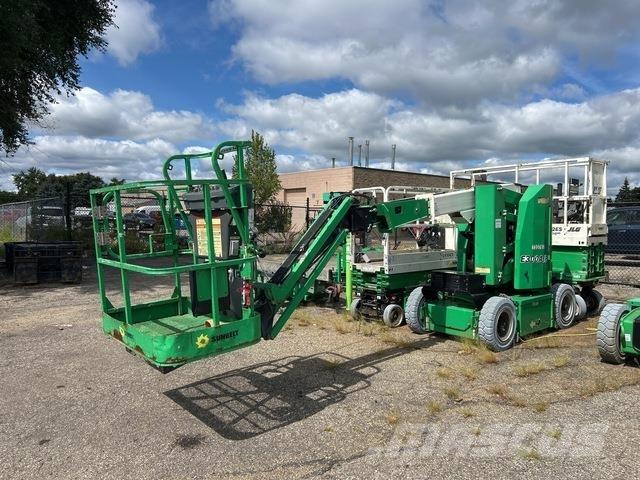 JLG E300 AJP Iseliikuvad poomtõstukid