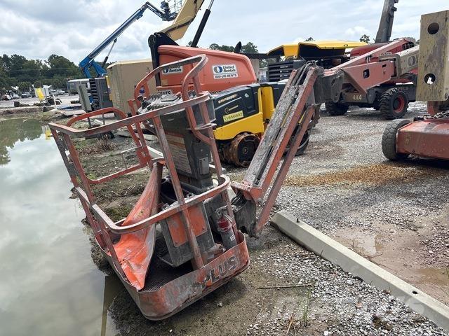 JLG E400AJP Iseliikuvad poomtõstukid