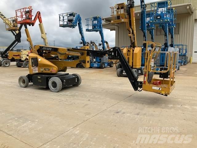 JLG E400AJPN Iseliikuvad poomtõstukid