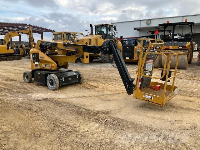 JLG E400AJPN Iseliikuvad poomtõstukid