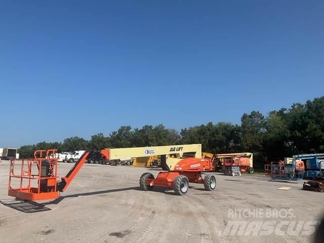 JLG E600JP Iseliikuvad poomtõstukid