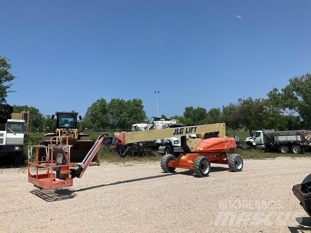 JLG E600JP Iseliikuvad poomtõstukid