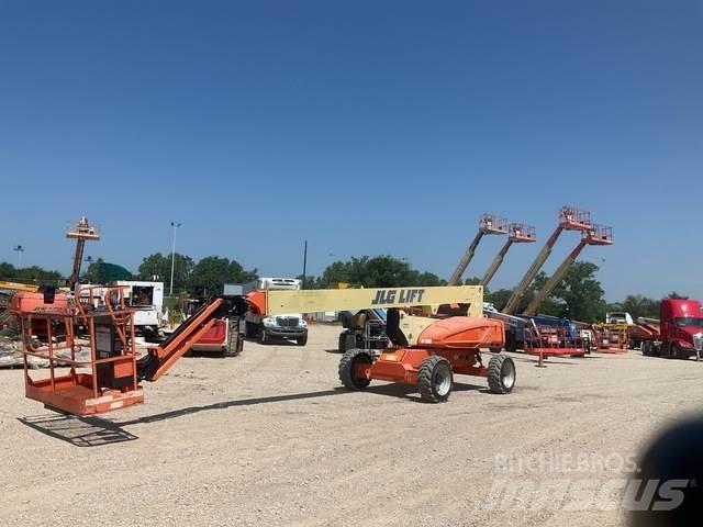 JLG E600JP Iseliikuvad poomtõstukid