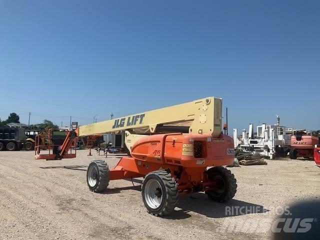 JLG E600JP Iseliikuvad poomtõstukid