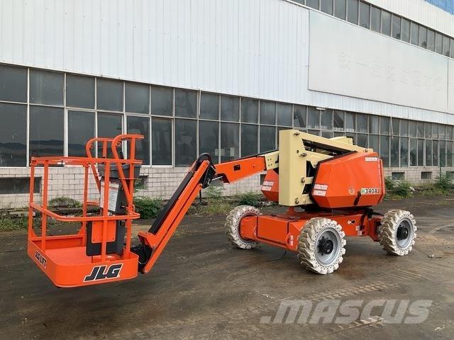 JLG H340AJ Iseliikuvad poomtõstukid