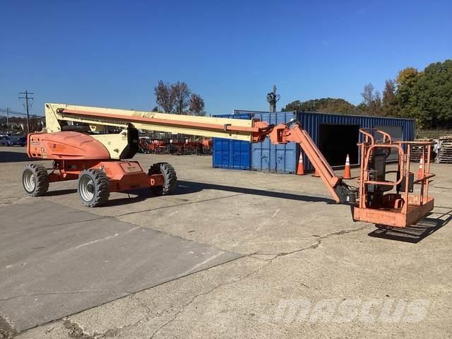 JLG M600JP Iseliikuvad poomtõstukid