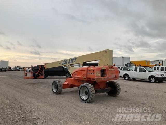 JLG M600JP Iseliikuvad poomtõstukid