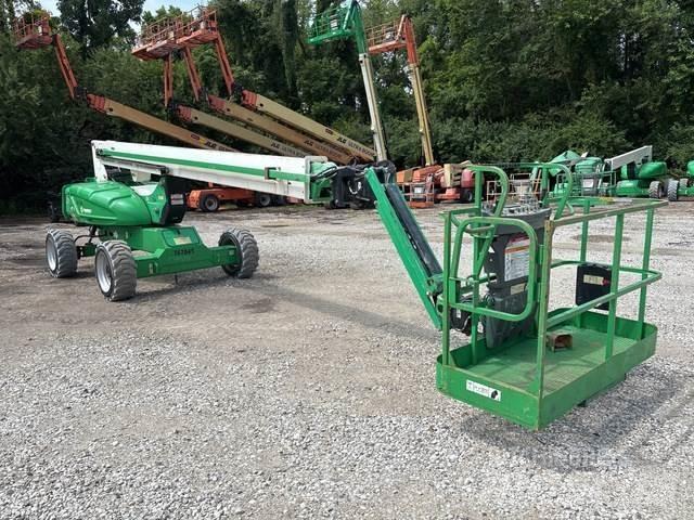 JLG M600JP Iseliikuvad poomtõstukid