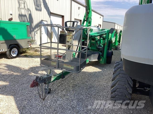 JLG T500J Järelveetavad korvtõstukid
