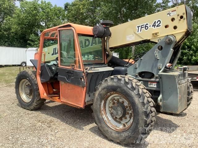 JLG TF6 42A Teleskooplaadurid