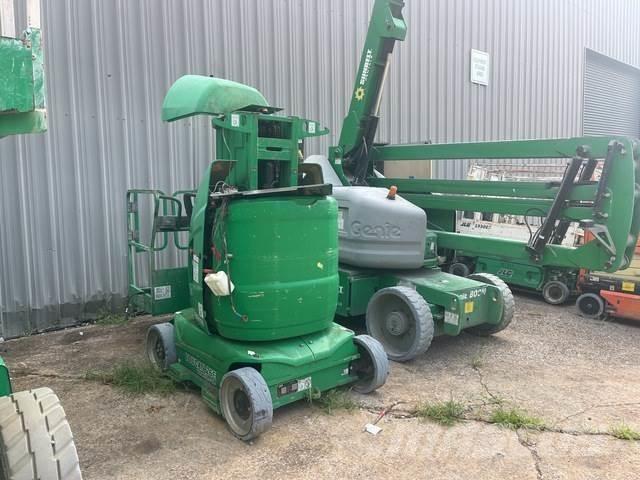 JLG Toucan 26E Vertikaalsed mast tõstukid