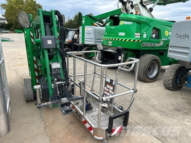 JLG X430AJ Iseliikuvad poomtõstukid