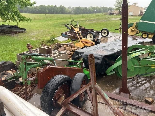 John Deere  Muu