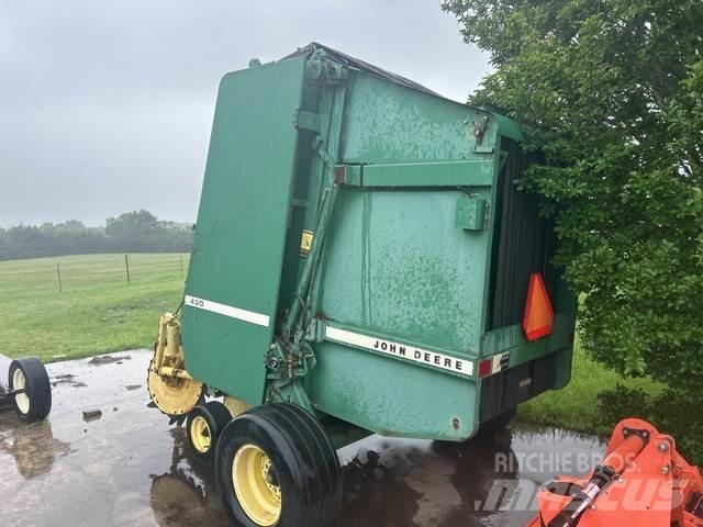John Deere 430 Ruloonpressid