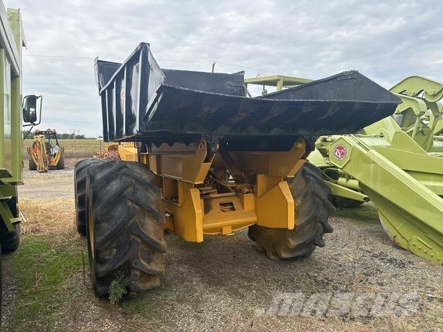 John Deere 640 Väljaveotraktorid