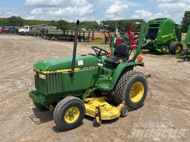 John Deere 770 Kompakttraktorid
