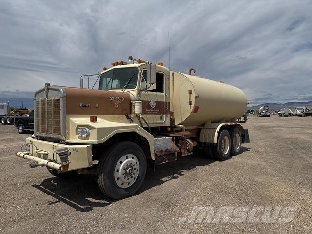 Kenworth C500 Veepaagiga autod