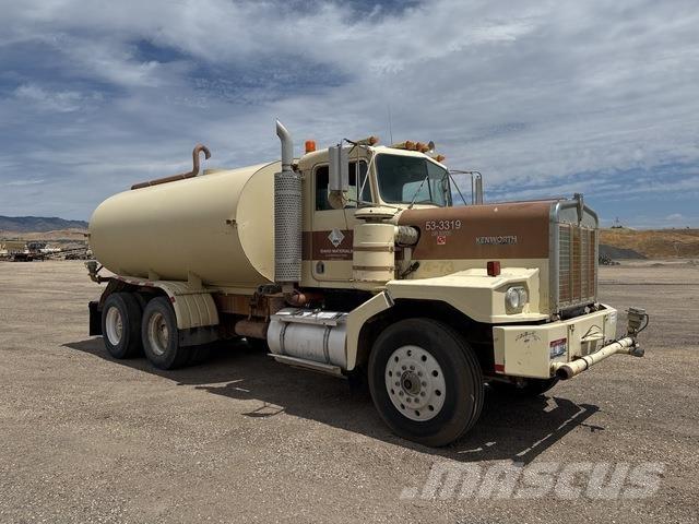 Kenworth C500 Veepaagiga autod