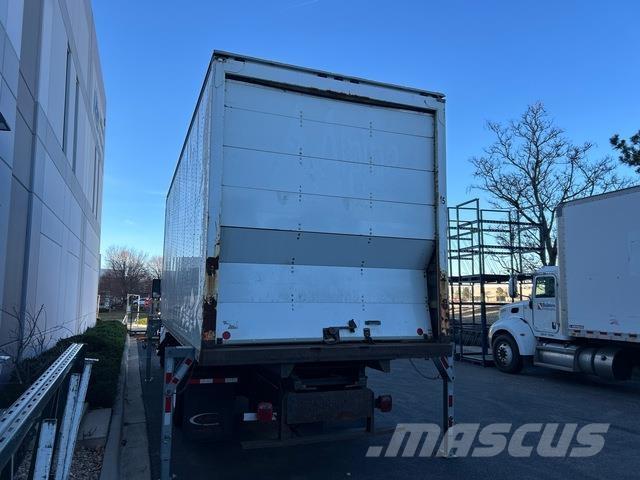 Kenworth T270 Furgoonautod