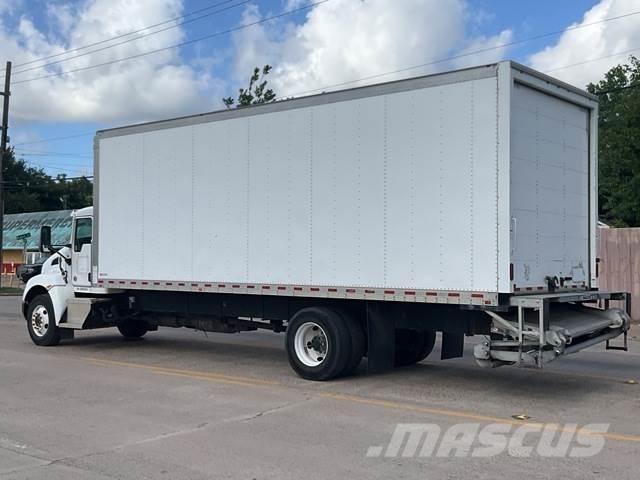 Kenworth T300 Furgoonautod