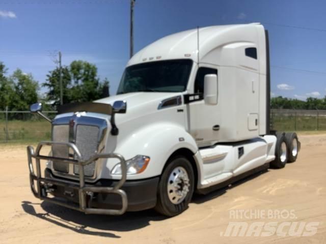 Kenworth T680 Sadulveokid