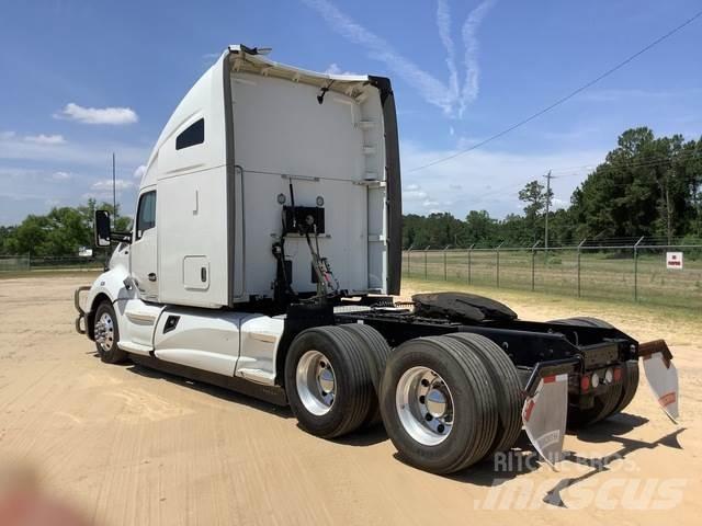 Kenworth T680 Sadulveokid